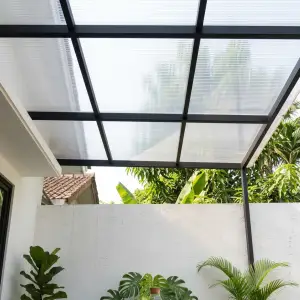 Kanopi Teras Rangka Besi Atap Polycarbonate [2]