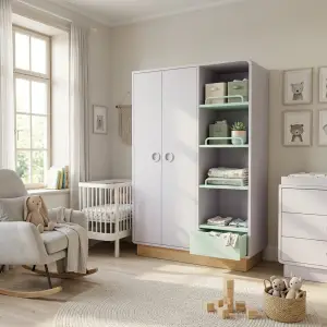 Lemari Pakaian Anak Pintu Ganda dengan Rak Samping dan Laci [3]
