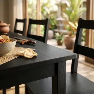 Meja Makan Kayu Solid Finishing Hitam Gaya Minimalis [2]