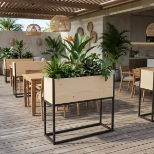 Planter Box Kayu Besi Minimalis untuk Cafe dan Restoran [2]