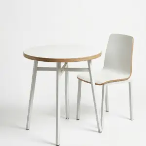 Set Meja Bulat Cafe Rangka Besi dengan Kursi Plywood